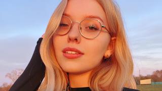 LynnaCarrington Snapshot