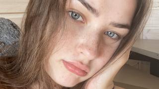 LissieDuPont Snapshot