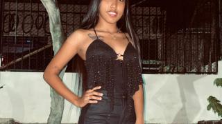 Riahanna_Jons Snapshot