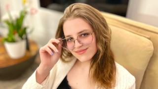 AlexaAvery Snapshot