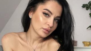 NicoleWilleson Snapshot