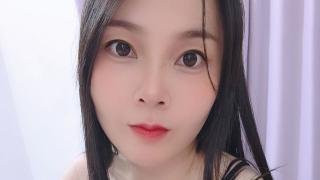 AmyLishers Snapshot