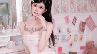 LouiseValois Snapshot