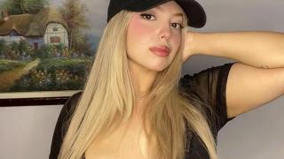 Mia_Rich Snapshot