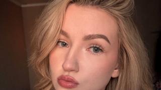 AmyConnelly Snapshot